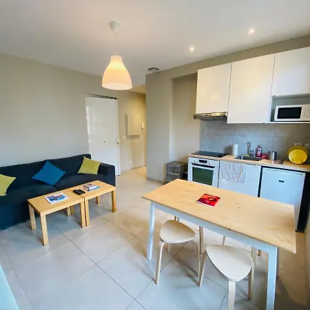 Le Delfino Port De Nicea